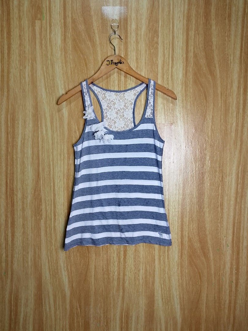 Y2K Abercrombie & Fitch (Cami Top) (Category: Others Tops) located in Santiago. Submitted by jonathanfragata21 (Listing ID 1451856268, Image 1). Description: Y2K Abercrombie & Fitch (Cami Top) Width : 14 Length : 15.5 Size on tag : Xs Color Rate 9.5/10 Excellent Condition No Flaws Location : Santiago City Isabela.