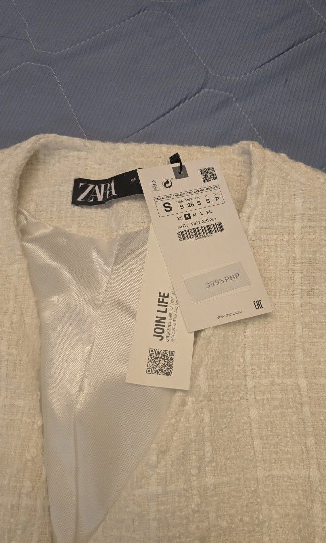 Zara Knit Dress (Category: Dresses) located in Taguig. Submitted by c_rivera (Listing ID 1451851493, Image 2). Description: size small. never worn just stored. cream knit color. fits small to semi med rfs decluttering.