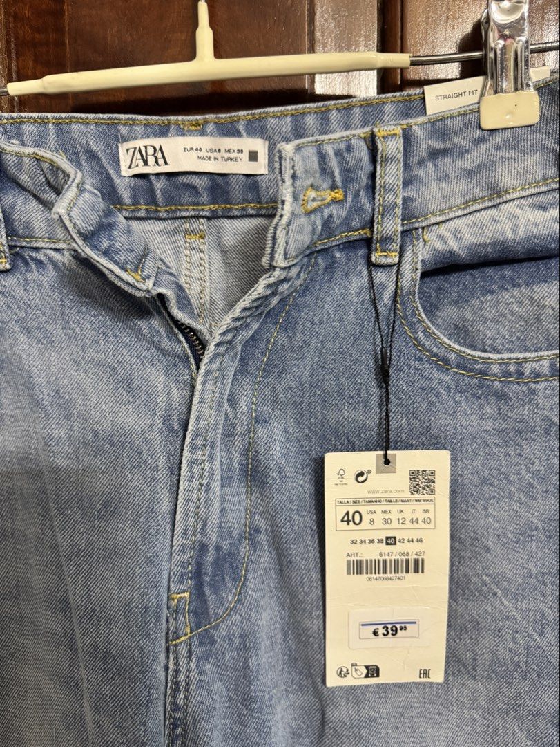 ZARA Straight Light Wash Denim Jeans (Category: Jeans) located in Victorias. Submitted by glxnny.g (Listing ID 1451866301, Image 1). Description: - Brand: ZARA - Style: Light Wash Straight Jeans - Size: 40 (EU) / fits waist 31-32 inches - Condition: Brand new with original tags attached - Original Price: €39.95 - Flaw: broken zipper pull - Reason for Selling: too long for me.