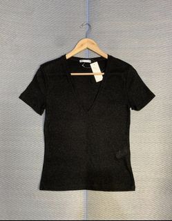 (Kategori: ) berada di . Dikirim oleh elserrascloset (ID iklan 1451808455, Gambar 1). Deskripsi: .