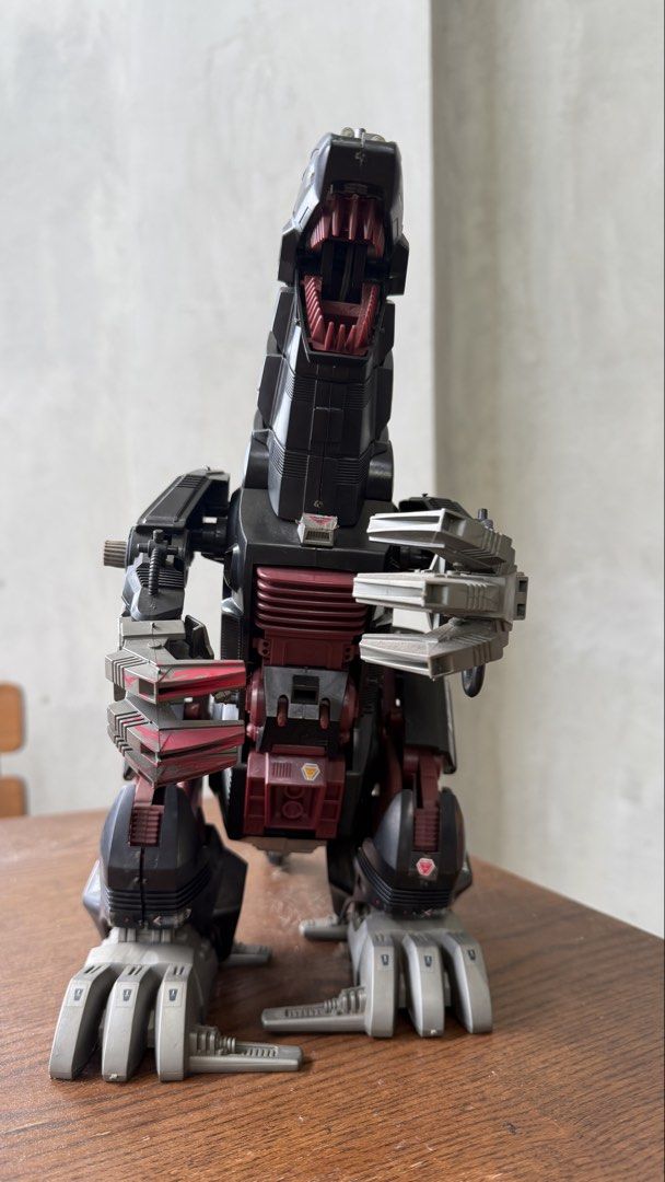 Zoids Death Saurer (Category: Action & Battle Toys) located in Quezon City. Submitted by abubut.atbp (Listing ID 1451733778, Image 3). Description: What you see is what you get. Orig Zoids Death Saurer early 2000s. Untested if motor still works (I have no C battery) Pickup location: Valleygolf Antipolo.