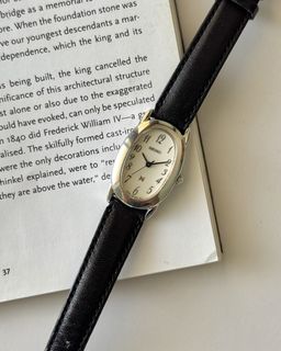 (Category: ) located in . Submitted by refined.timekeepers (Listing ID 1452102472, Image 1). Description: .