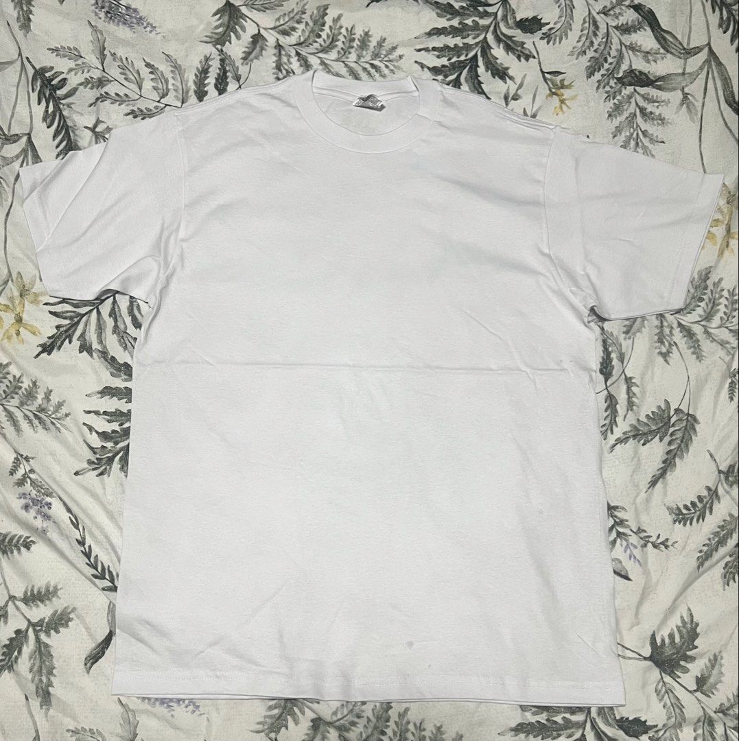 6.0 ACTIVE oz SHORT SLEEVE T-SHIRT - WHITE (Category: Tshirts & Polo Shirts ) located in Quezon City. Submitted by ushereds (Listing ID 1451930539, Image 2). Description: COLOR: WHITE SIZE: LARGE chest: 22" lenght: 31".