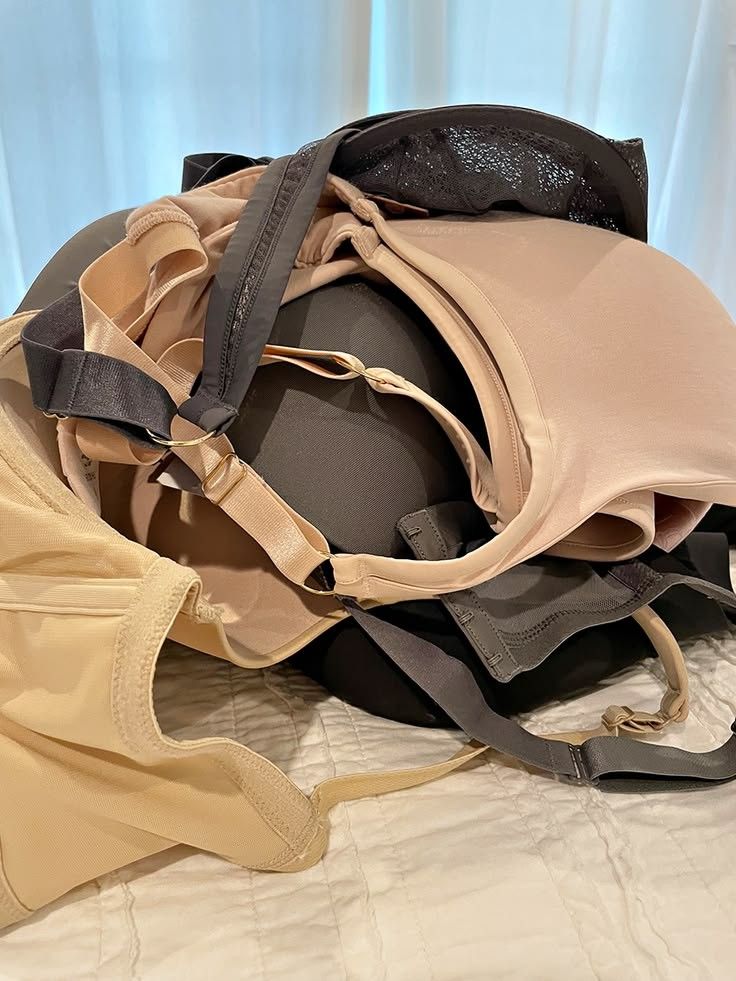 < DECLUTTER > Bras (Category: New Undergarments & Loungewear) located in Singapore. Submitted by amazinne (Listing ID 1452094041, Image 1). Description: - $10 per piece - size 32/70 or 34/75 AB - For blessing, hence no choosing..