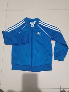 (Category: ) located in . Submitted by authentickids_wear (Listing ID 1452081298, Image 1). Description: .