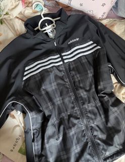 (Category: ) located in . Submitted by thriftwitmi (Listing ID 1452079617, Image 1). Description: .