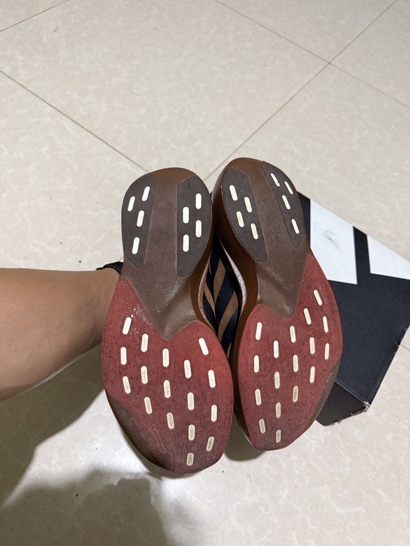 Adidas x humanrace Evo SL Brown (Category: Sneakers) located in Quezon City. Submitted by senam56 (Listing ID 1452071800, Image 3). Description: Adidas x humanrace Pharell Williams Evo SL Size: 8.5 US / 8 UK / 42 FR / 265 JP / 260 CHN Condition: Used Running mileage at around 50km With Box and orange laces 5,000 pesos Baguio Based Add 250 for shipping.