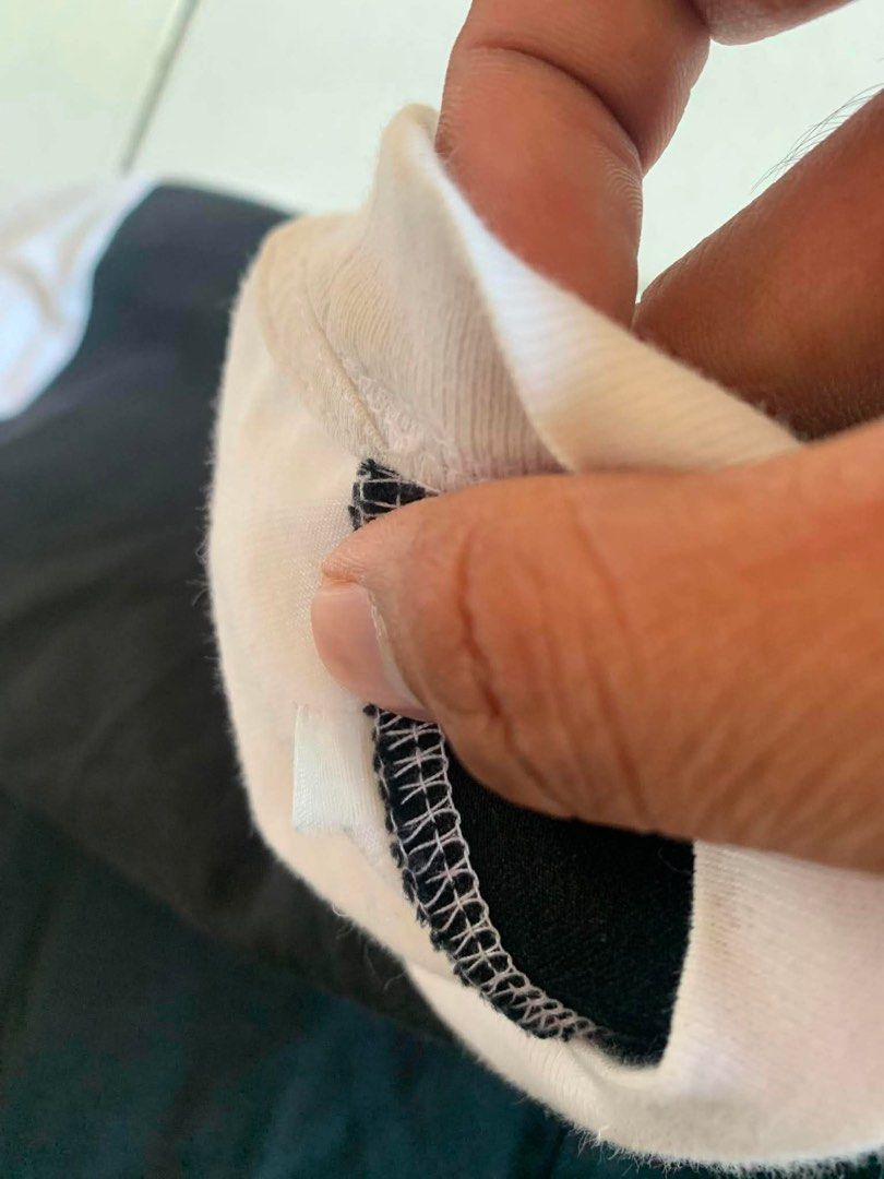 Ami (Category: Tshirts & Polo Shirts ) located in Molave. Submitted by christianc13573 (Listing ID 1451933396, Image 3). Description: Fs! Amii Size: Medium VeryGood to Excellent condition Color rate: 9.5/10 Need Wash Dm sa interesado☺️.