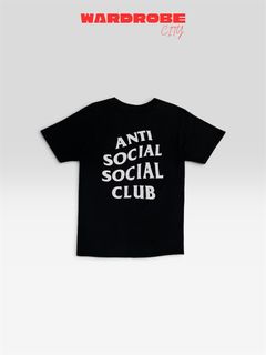 (Category: ) located in . Submitted by wardrobecity (Listing ID 1451958461, Image 1). Description: .