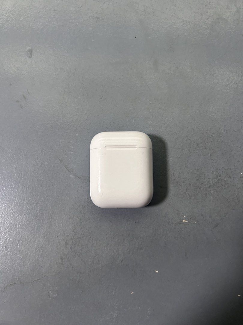 Apple AirPods (2nd Generation) with Charging Case (Category: Earphones) located in Manila. Submitted by roeljeoffr49221 (Listing ID 1451908262, Image 2). Description: - Negotiable price - Apple AirPods 2nd Generation - Includes charging case - Minor signs of wear on earbuds and case interior - Left airpod’s battery drains faster - Selling because of an upgrade .