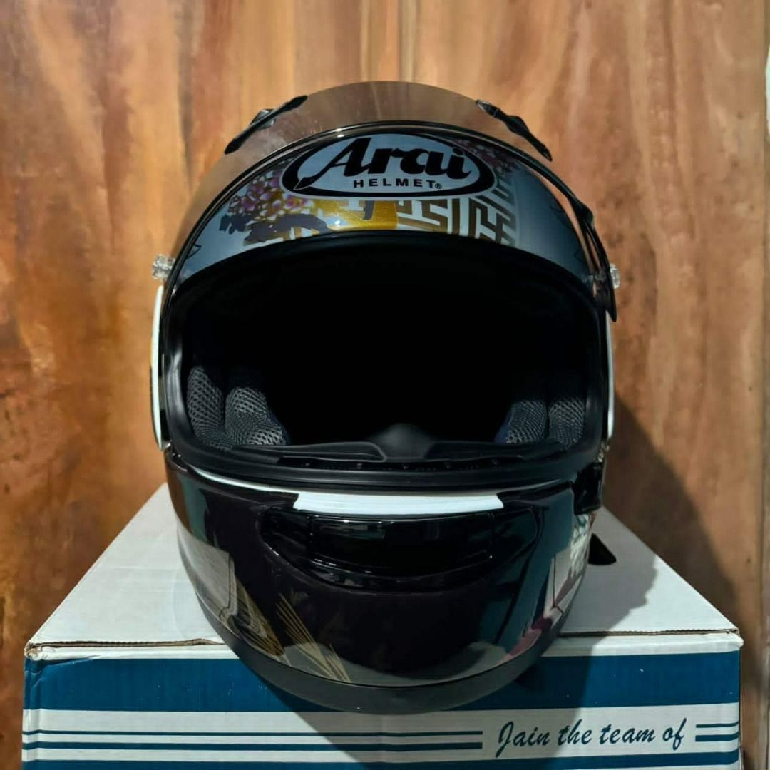 Arai RX-7X Tsubasa (Category: Helmets and other Riding Gears) located in Caloocan City. Submitted by ankng_mdr (Listing ID 1451913715, Image 2). Description: Arai RX-7X Tsubasa * Brand New * Not Sticker Logo * With Bag & Box * 57-58 cm - Dark tinted visor for enhanced riding - Comes with original box - Ideal for motorcycle riders - Message for inquiries.