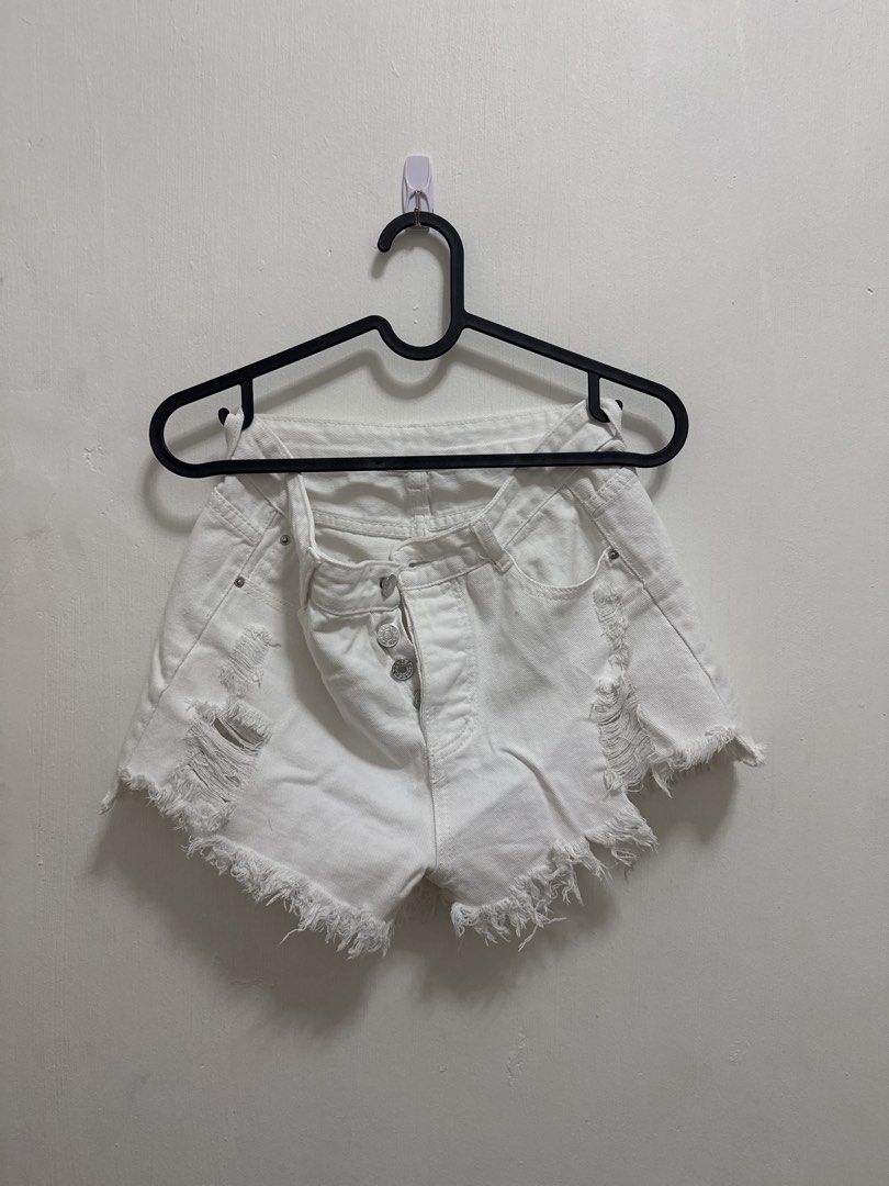 Assorted Shorts (Category: Shorts) located in Quezon City. Submitted by fromthreesha (Listing ID 1451983072, Image 3). Description: Waist: 27" Hips: 31" 100 Each. Take all for 250.