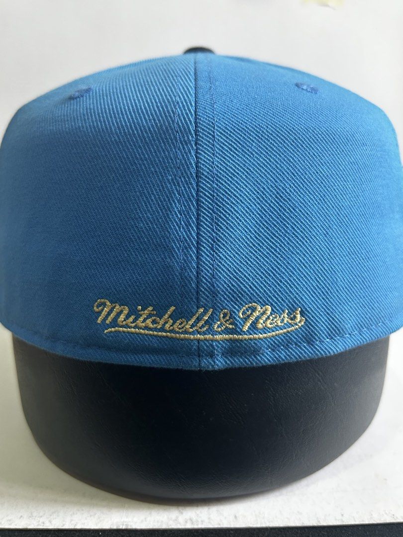 Astros (Category: Caps & Hats) located in Manila. Submitted by fierce_capgame (Listing ID 1451983477, Image 3). Description: .