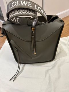 (Category: ) located in . Submitted by shopandless (Listing ID 1452011216, Image 1). Description: .