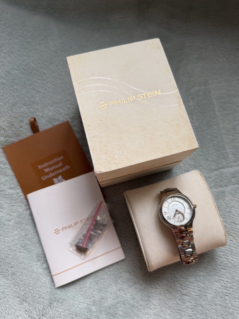 Authentic Philip Stein Watch (Category: Luxury Watches) located in Imus. Submitted by oliviascents (Listing ID 1451991185, Image 3). Description: - Authentic Philip Stein Watch - Original Purchase Location: Philip Stein, G/F Century City Mall, Makati City - Includes: Original Box, Warranty Card, Instruction Manual, Extra Links.