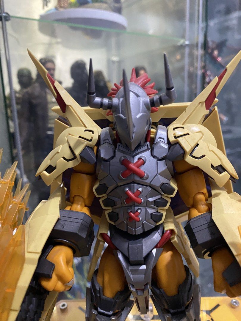 Bandai Figure-rise Standard Amplified Wargreymon Plastic Model Kit (Category: Toys & Games) located in Petaling Jaya. Submitted by toys_collecter (Listing ID 1452003899, Image 3). Description: - Bandai Figure-rise Standard Amplified Wargreymon plastic model kit - Released in 2019 - Features great detail and articulation - Comes with a display base - Original box is included.