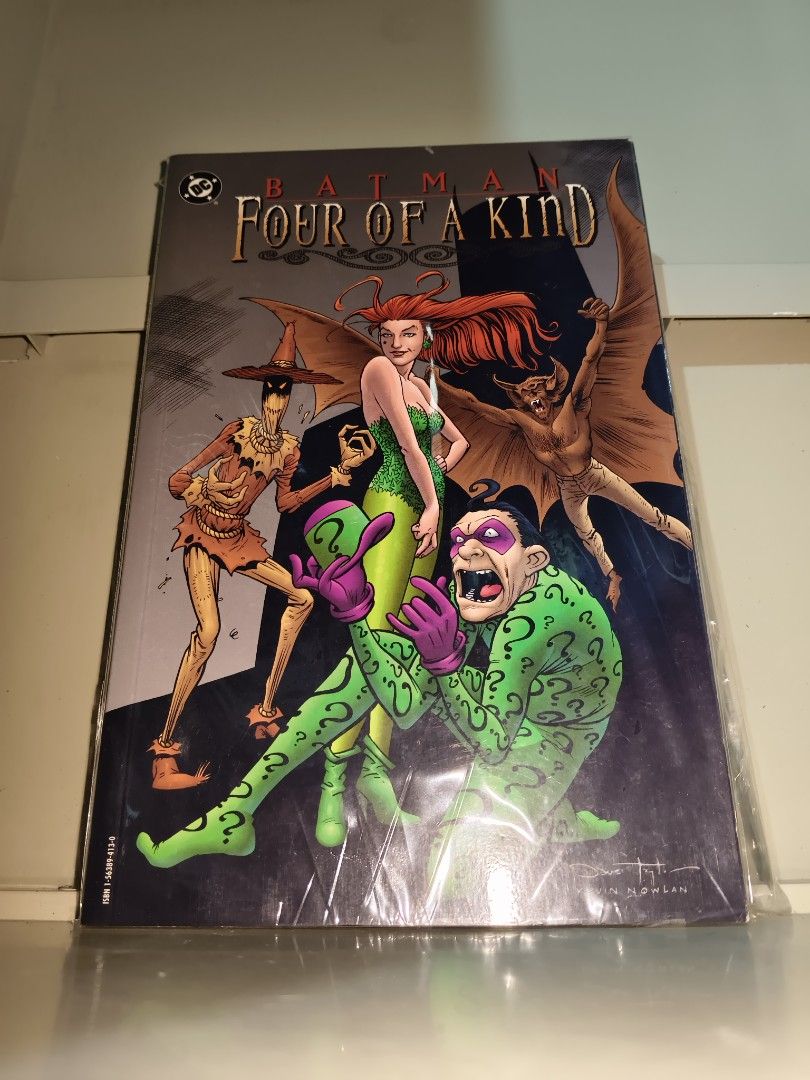 Batman: Four of a Kind (Category: Comics & Manga) located in Pagsanjan. Submitted by crisglm (Listing ID 1452051161, Image 1). Description: Rare/Out of Print.