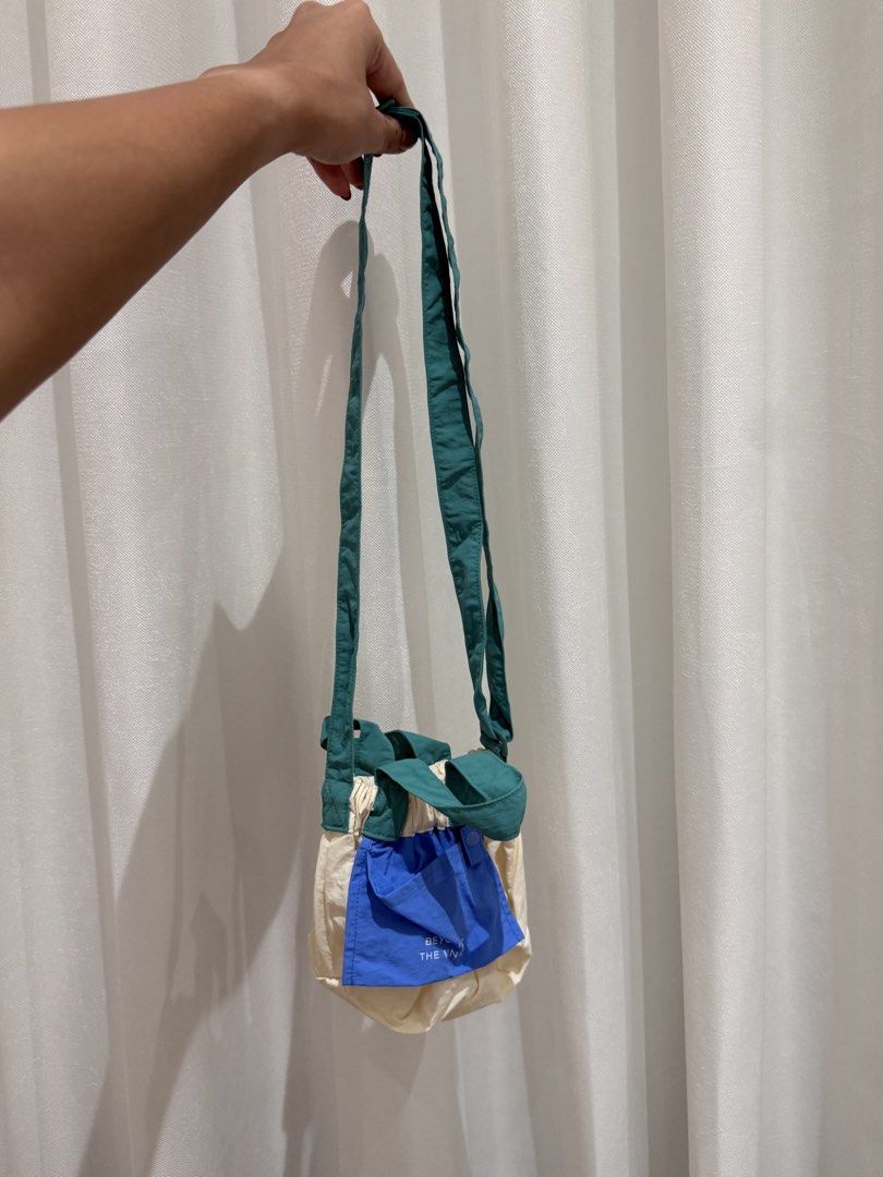 Beyond the Vines Micro Dumpling Bag in a Limited Edition Color (Category: Cross-body Bags) located in Angeles City. Submitted by declutterstudio (Listing ID 1452068802, Image 3). Description: .