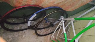 (Category: ) located in . Submitted by aqayi (Listing ID 1451993999, Image 1). Description: .
