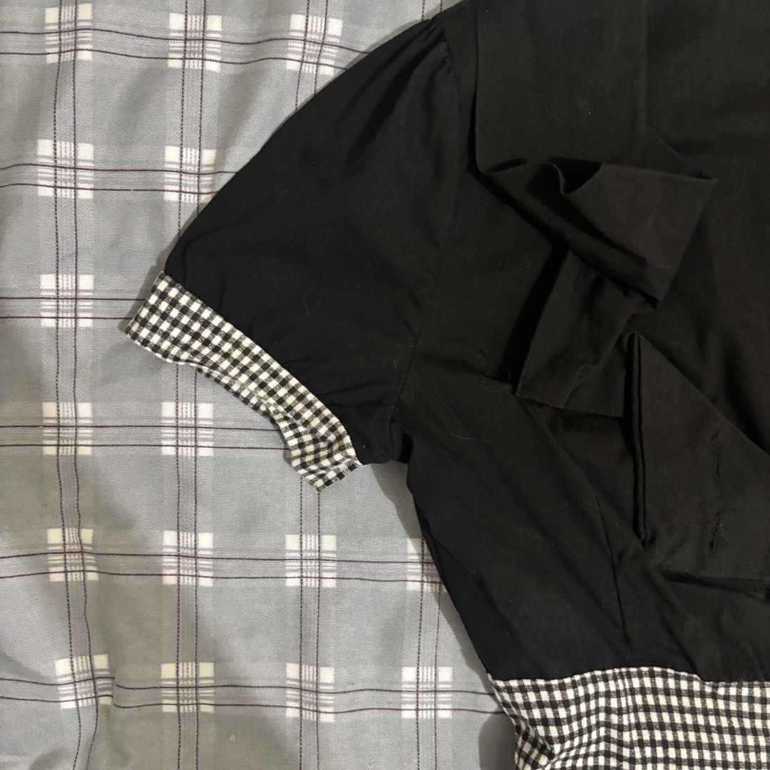 Black & White Gingham Trim Vintage Style Blouse (Category: Blouses) located in Pasig City. Submitted by leandoer96 (Listing ID 1451951731, Image 3). Description: Width: 12 Inch Length: 19" Inch.