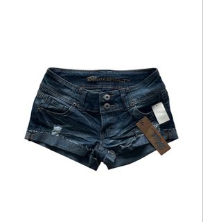 (Category: ) located in . Submitted by sellingitems11 (Listing ID 1451965427, Image 1). Description: .