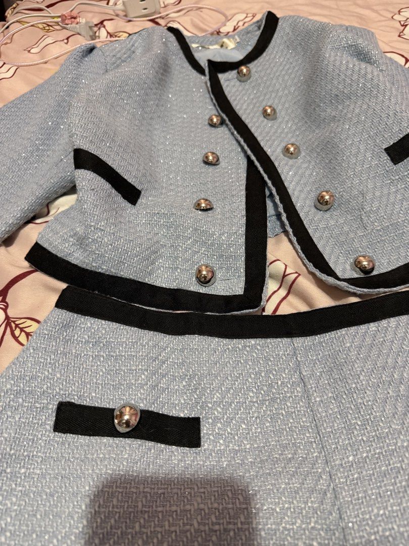 Blue Tweed Blazer and Shorts Coordinates Coords (Category: Sets or Coordinates) located in Malolos. Submitted by kgjp1996 (Listing ID 1451924443, Image 3). Description: L on tag but can fit till M only Till 28” waistline .