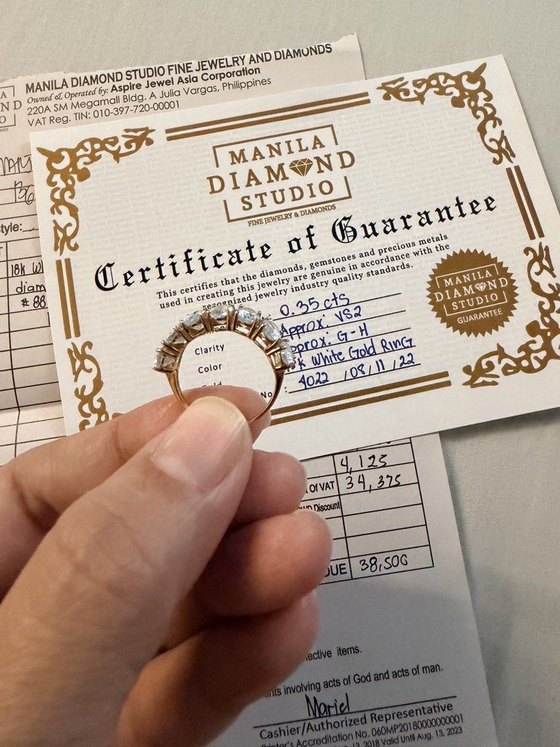 Bnew unused with certificate 18k ring size 6.5 (Category: Rings) located in Makati City. Submitted by georgiaetc (Listing ID 1452105467, Image 2). Description: .
