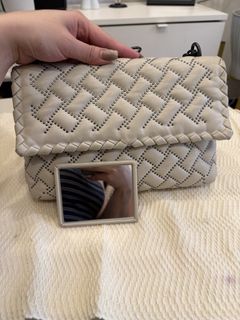 (Category: ) located in . Submitted by wanabruce820 (Listing ID 1451907073, Image 1). Description: .