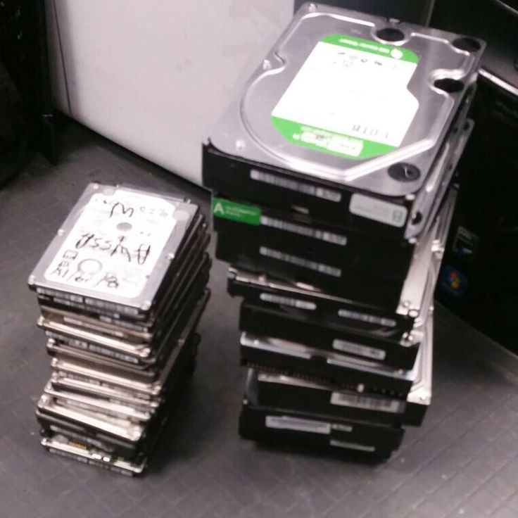 BUYING DEFECTIVE HDDs (Category: Hard Disks & Thumbdrives) located in Manila. Submitted by sharp.salt_sharp.sighted (Listing ID 1452042097, Image 1). Description: LF spare or old 3.5 HDDs na dapat umiikot pa at binabasa ng Disk Management kahit may error messages. Around Daet area. Can do meetups sa centro. Will pay depending on storage size/condition. .