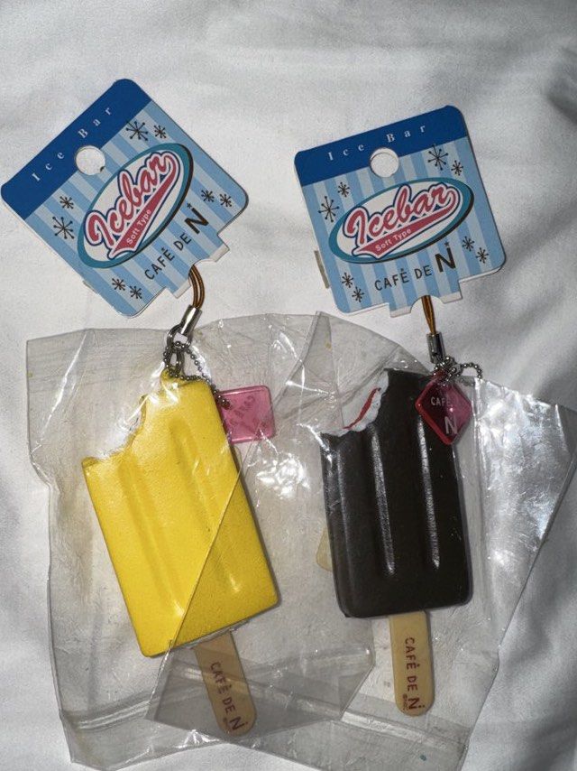 Cafe de N Popsicle Squishy Set (Category: Designer & Blind Box Toys) located in Quezon City. Submitted by 2000skawaiii (Listing ID 1452056067, Image 1). Description: has age cracks these squishies are old manage your expectations thanks.
