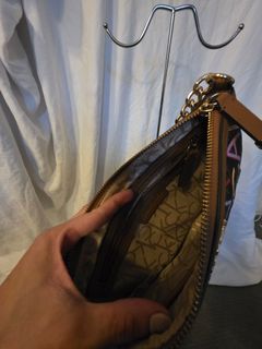 （分類：）位於 。 由 L_trnd 提交（商品編號 1451951202，圖片 1）。簡介： 。