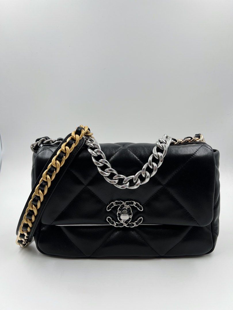 ⚜️Chanel 19 - Black small bag (Category: Luxury Bags & Wallets) located in Makati City. Submitted by 90sangel (Listing ID 1452104875, Image 2). Description: Chanel-ing Perfection: Rare 19C Small Black Beauty 🤎🩶🖤 •Size: Small •Condition: Mint & gently loved luxury *Includes store dustbag, booklets and big paperbag. Box available upon request for an additional fee..