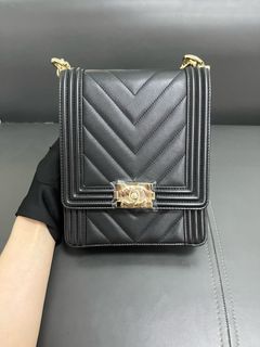 （分類：）位於 。 由 jluxhk 提交（商品編號 1451984833，圖片 1）。簡介： 。