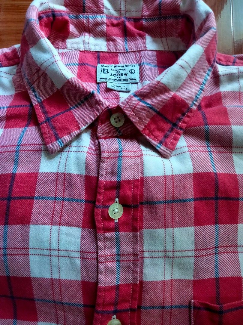 Checkered Long sleeve - Tailored by j.crew 100% cotton (Category: Formal Shirts) located in Caloocan City. Submitted by blusky_general (Listing ID 1435792384, Image 3). Description: 30.5 inches long 22.5 inches width.