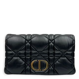 (Category: ) located in . Submitted by carousellluxury (Listing ID 1451952514, Image 1). Description: .