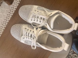 (Category: ) located in . Submitted by lilacpreloved_ (Listing ID 1451921377, Image 1). Description: .