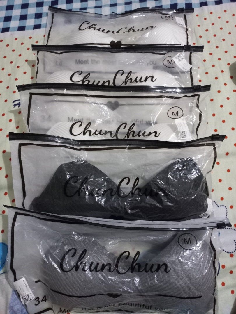 Chun Chun Bras - Size M - White, Black, Grey (Category: Undergarments & Loungewear) located in Manila. Submitted by enzierose (Listing ID 1452044520, Image 2). Description: - Set of 3 Chun Chun Bras - Available Colors: White, Black, Grey - Size: Medium (M) 34 - Individually packed for hygiene - Ideal for everyday wear - Comfortable and supportive design RFS : WRONG SIZE 😪.
