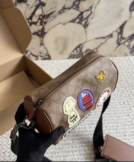 (Category: ) located in . Submitted by conan_fashion (Listing ID 1451931487, Image 1). Description: .
