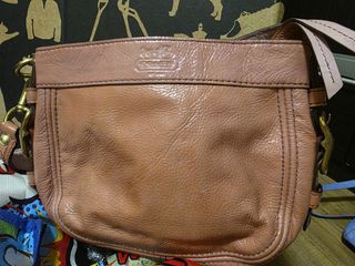 (Category: ) located in . Submitted by prettyuglyviolet (Listing ID 1451972855, Image 1). Description: .