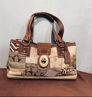 (Category: ) located in . Submitted by thriftalldaze.11 (Listing ID 1452004216, Image 1). Description: .