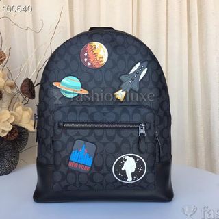 (Category: ) located in . Submitted by fashion.luxe (Listing ID 1452070585, Image 1). Description: .