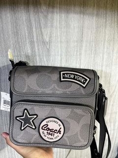 (Category: ) located in . Submitted by thriftnipapi7 (Listing ID 1451955471, Image 1). Description: .