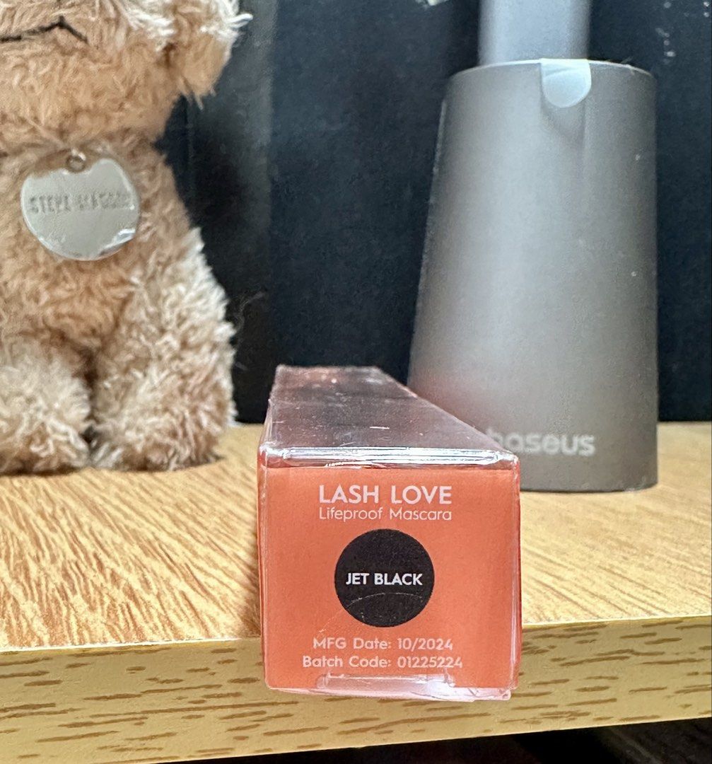 Colourette Jet Black Lash Love Mascara (Category: Makeup) located in Manila. Submitted by purrmomma (Listing ID 1451926689, Image 2). Description: Sealed Brand new RFS: too many mascara but this is good.