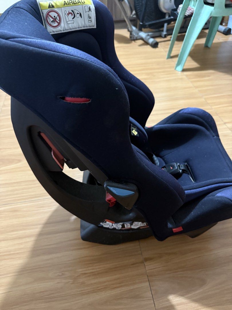 Combi Car Seat Navy Blue (Category: Car Seats) located in Caloocan City. Submitted by handdown_wear (Listing ID 1452057550, Image 2). Description: - Combi car seat in navy blue - Adjustable straps and headrest for a perfect fit - Enhanced safety with side impact protection - Suitable for infants and toddlers - Feel free to ask any questions!.