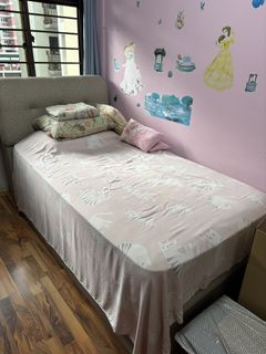 (Category: ) located in . Submitted by eezzeezz (Listing ID 1451916944, Image 1). Description: .