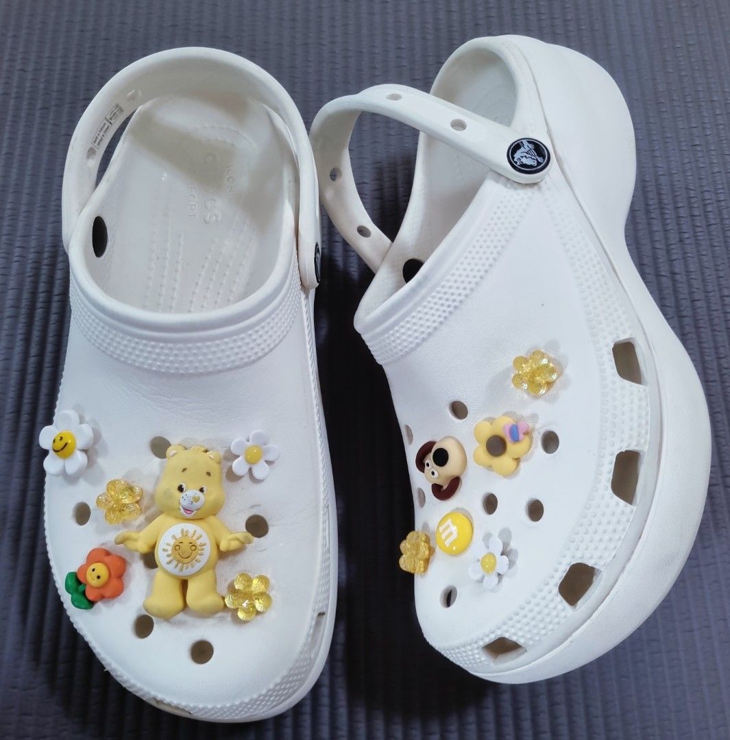 Crocs Size 8 / 24cm (Category: Wedges) located in Danao, Cebu. Submitted by CaxeCart (Listing ID 1452003596, Image 1). Description: .