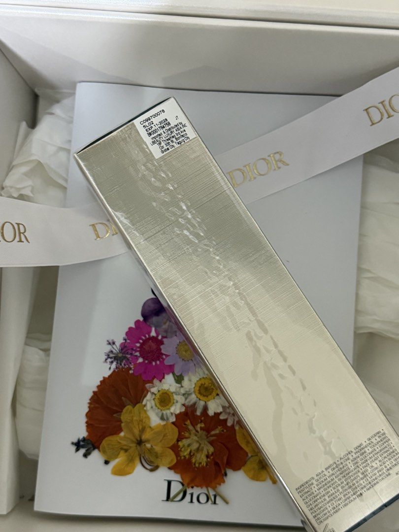Dior Prestige La Micro-Lotion De Rose (Category: Face Care) located in Taguig. Submitted by itsmejhejhe19 (Listing ID 1452030849, Image 3). Description: Selling my Dior Prestige La Micro-Lotion De Rose 150ml for 8,500 php. The item was bought from Dior SM Aura. The receipt is no longer available..