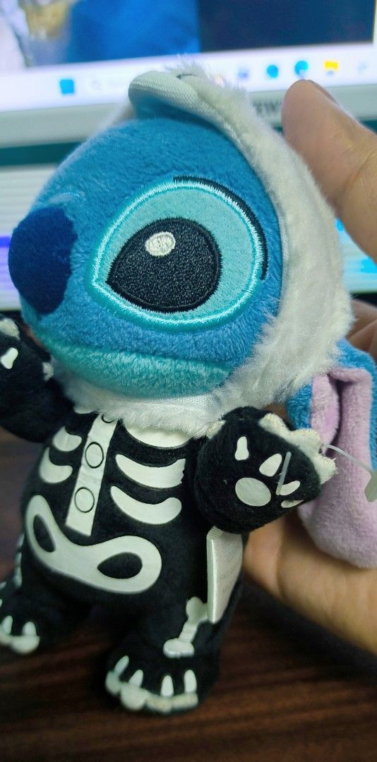 Disney Stitch Skeleton Plush Toy Keychain (Category: Plushies & Soft Toys) located in Caloocan City. Submitted by greenearth28555 (Listing ID 1451935471, Image 2). Description: - Authentic with tag - No issues but needs wash - What You See Is What You Get - Actual pics posted - Around 5 inches in height ‼️ Php 600 (FIXED PRICE) 📍 LOC: PASAY CITY ✨ Mode of Payment: GCash/ Bank Transfer ✨ Mode of Delivery: Lalamove/ LBC .