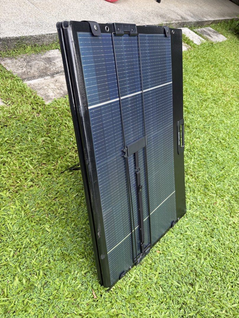 EcoFlow 400W Portable Solar Panel (Category: Hiking & Camping) located in Makati City. Submitted by heisenberg185 (Listing ID 1451970466, Image 3). Description: EcoFlow 400W Portable Solar Panel Lite Selling my EcoFlow 400W Portable Solar Panel Lite. It’s in excellent condition and works perfectly. Used only a handful of times and always well taken care of. It looks almost like new. No issues, no damage, and everything functions exactly as it sho
