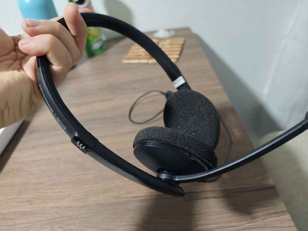 EPOS | SENNHEISER Adapt 160T USB-C II Headset (Category: Headphones & Headsets) located in Batangas. Submitted by online_seller123 (Listing ID 1452099393, Image 3). Description: - EPOS | SENNHEISER Adapt 160T USB-C II Headset (Model SCWH18) - Easy USB-C connectivity - Convenient inline controls for calls and audio - Comfortable on-ear design - Ideal for work calls, online meetings, and general audio listening Integrations: Microsoft Teams Zoom Wo